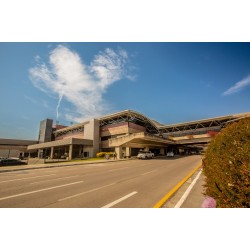 Aeroporto Internacional de Curitiba sedia evento sobre prevenção de ocorrências com animais na aviação